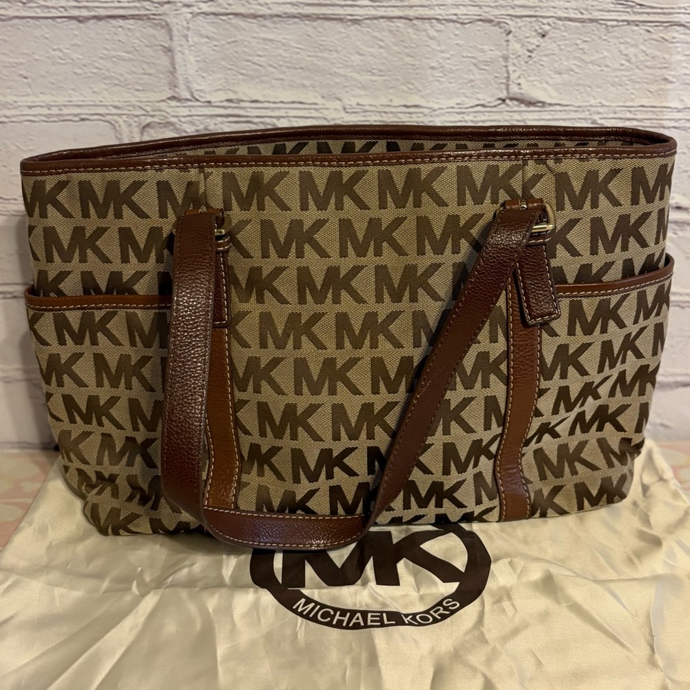 Michael Kors Shoulder Bag